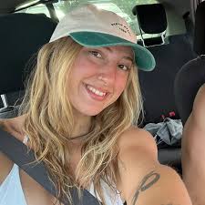 Ella Harrington (@ella.harrington13) • Instagram photos and videos