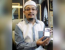 Maybe you would like to learn more about one of these? Ustaz Kazim Minta Sekat Akaun Palsu