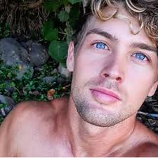 Love island contestants aaron shaw and cynthia taylu. Love Island Australia 2019 Aaron Deacon Shaw S Instagram Account