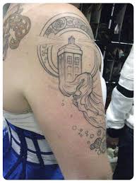 Tempted Hmm Bugsie Doctor Who Tattoos Tattoos Tardis Tattoo