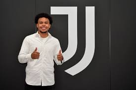 Weston mckennie has arrived at juventus. Official Weston Mckennie Goes On Loan To Juventus Stars And Stripes Fc