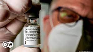 Çin aşısı geleneksel aşı, biontech ve moderna aşıları rna tabanlı, sputnik v ve oxford/astrazeneca aşıları da viral vektör tabanlı aşılardır. Biontech 2021 Icin Hedef 750 Milyon Doz Asi Almanya Dw 28 12 2020