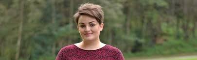 That is why we decided to tell to you which short hairstyles for plus size women are popular and easy to do. 35 Perfect Short Pixie Haircut Hairstyle For Plus Size Women Fashion Best