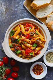 If the sauce is a little too gloopy and thick, just splash in a little hot pasta water to thin it out a bit. Tomato Sauce Pasta Red Sauce Pasta Fun Food Frolic