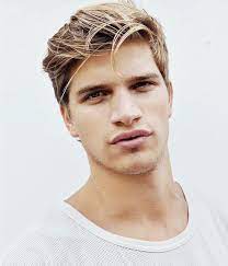 1001 Idees Meche Blonde Pour Homme Une Question De Dosage Meche Blonde Homme Coiffure Homme Meche Modele Coiffure Homme