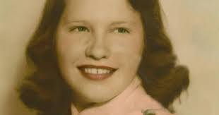 Ellen Devoe's Instagram, Twitter & Facebook