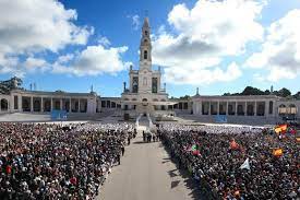 Fatima is a gorgeous film with inccredible performances by all cast members. Fatima Batalha Alcobaca Nazare Obidos Ganztagestour Von Lissabon Aus 2021 Tiefpreisgarantie
