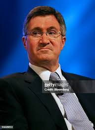 210 Glenn Britt Photos & High Res Pictures