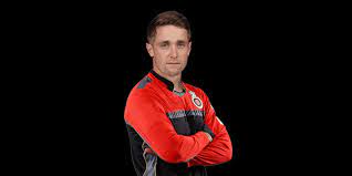 He was part of the england squad that won the 2019 cricket world cup. Chris Woakes Ipl Delhi Daredevils Ipl Salary 15 000 000 In 2021 And Total Ipl Income 146 000 000