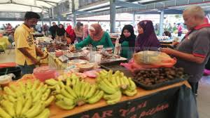 Pasar tani memiliki visi dalam mengefisiensikan mata rantai distribusi pangan di indonesia melalui pemanfaatan teknologi informasi. Pasar Tani River Front Pindah Ke Lokasi Baharu