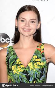 นักแสดง Eline Powell — ภาพข่าวสต็อก © Jean_Nelson #154426016