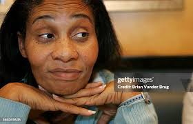 102 Robert Lorie Photos & High Res Pictures