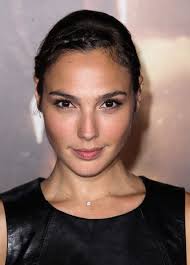 She was born in rosh ha'ayin, israel. Gal Gadot Photos Riddick Premieres At The Mann Village Theatre In Westwood California On August 28 2013 Riddick Premi Gal Gadot Gal Gal Gadot Photos