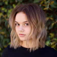 Qualche consiglio utile ve lo diamo noi: Tagli Capelli Per Viso Tondo Nuove Tendenze Nel 2022 Capellidistile It