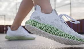 Auf eschuhe.de kaufen sie online originale adidas schuhe! Alphaedge 4d Der Neue Sportschuh Von Adidas Passt Sich Perfekt Den Anforderungen An 3dnatives