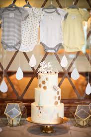 Bee baby shower ideas for gifts it's a fun idea to have some gift ideas ready to give as a group to the mommy to bee. Kara S Party Ideas Mama To Bee Baby Shower Kara S Party Ideas