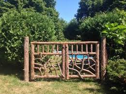 33 Vintage Garden Gates Design Ideas Rustikaler Garten Gartenstruktur Gartentore