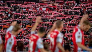 Here you can find every information about sightseeing, big events, concerts and business events. Union Berlin Set To Give Bundesliga Fans A New And Unique Experience Sports German Football And Major International Sports News Dw 27 05 2019