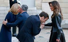 Emmanuel macron will be the next french president after winning the election in a landslide on brigitte trogneux was, according to the ib times, charmed by young macron's intelligence and once. New Book About Emmanuel And Brigitte Macron S Controversial Love Story