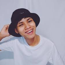 Naing Naing Tun (@NaingNa33935971)