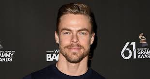 Derek Hough has emergency surgery to remove his appendix