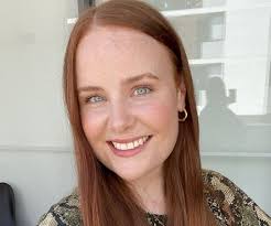 A Makeup Artist Showed Me How to Stop My Makeup From Sweating Off in Summer