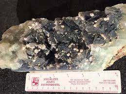 Techniques For Collectors : Cleaning Fluorite Crystals With “Accelerated”  Ammonium Bifluoride.