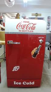 Gastronomie preis 390 eur vb kultiger coca cola kühlschrank retro silbergrau mit 4 einlegeböden. Retro Kuhlschrank Retro Kuhlschrank Cola Kuhlschrank Cola