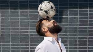 Jakup jimmy durmaz (born 22 march 1989), formerly known as jimmy touma, is a swedish footballer who plays as a winger for turkish club fatih karagümrük on loan from galatasaray. Jimmy Durmaz Vill Ge Gladje Till Drabbade Barn Barncancerfonden