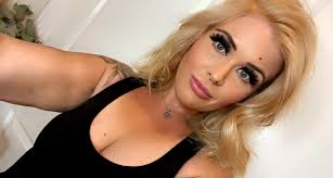 It's nothing Demure about these flats, not very mindful not very cutesy 🤣🤣