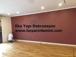 Bir tasarımcı da yeni dairesinde bu cesareti göstererek koyu ve dramatik renkler seçiyor. Koyu Sari Renk Nasil Kapanir