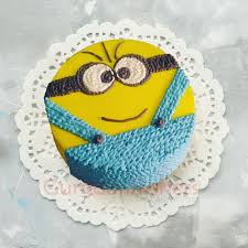 This despicable me cake is so goofy with his tongue sticking out! Best Minion Themed Party Cakes In Gurgaon Gurgaon Bakers