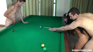 Empregada Maluca kebranozes - XNXX.COM