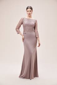 oleg cassini acik kahve kayik yaka fakir kol dantelli sifon uzun abiye moda stilleri elbise stil