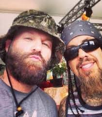 Rap Battle Between Fred Durst and Jonathan Davis in Song 'All in the Family'