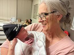 Cathy Branson's Instagram, Twitter & Facebook