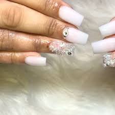 But if you are choosy while picking up the best short acrylic design, you may this is a unique representation where you can wear natural, glitter, 3d arts nails all at a time. Updated 40 Bubbly Pink Acrylic Nails For 2020 August 2020