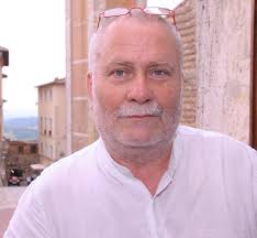 Montepulciano: un libro per scoprire i misteri e i tesori nascosti nelle  grotte