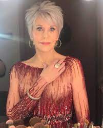 Pin By Kari Watt On Hair Ideas Hair Styles Jane Fonda Hairstyles Short Hair Styles