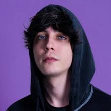 Dania Puga (@DaniaPuga)