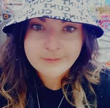 I'm need of a room/place/shared house for rent I'm not fussy I'm desperate  😩 £500 a month maximum and I can pay £700/800 today 1months rent £500 and  £200/300 deposit but the