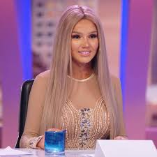 Hoes up g's down (2020). Shirin David Nach Dsds Im Shitstorm Ungeschminkt Sicher Kay One Gala De