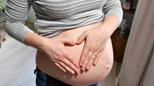 Hier gibt es die zum teil erstaunlichen antworten. Schwangerschaft Baby Im Bauch Sehr Aktiv Ursachen Und Bedeutung Focus De