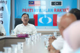 Pembetukan parti keadilan rakyat (pkr). Anwar Ibrahim Ar Twitter Mesyuarat Bersama Majlis Pimpinan Negeri Mpn Keadilan Terengganu Di Ibu Pejabat Parti Saya Menggesa Semua Pimpinan Termasuk Angkatan Muda Keadilan Amk Dan Wanita Untuk Menggandakan Usaha Membantu Merealisasikan