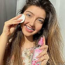 Rose Water Spray, Natural Moisturising Facial Toner Mist, Body and Hair,  Rose Water for Skin for Irritated Acne, Vegan, Facial Cleansing, 200 ml :  Amazon.de: Beauty