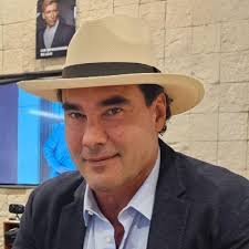 Selina Jimenez (@selinajimenez9)