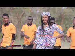 Sabuwar waka rayuwa da masoyi dadi latest hausa song original video 2020. Usain Danko Rayuwa Da Masoyi Dadi Video 2019 Jamila Gwaska Youtube