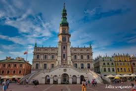 During the spring and summer, zamosc holds a number of cultural, sports and trade events, making it even more attractive to visitors. Zamosc Przewodnik Po Najciekawszych Atrakcjach