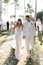The Lavish Two Year Lead Up To A Beauty Influencer S Wedding In 2020 Vogue Bride Beach Wedding Groomsmen Groom Wedding Attire