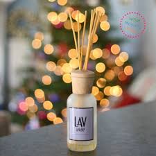 Humidity in an enclosed space like your bathroom can lead to smelly mold and mildew. How To Make Your Bathroom Smell Good All The Time The 5 Best Ways What Mommy Does